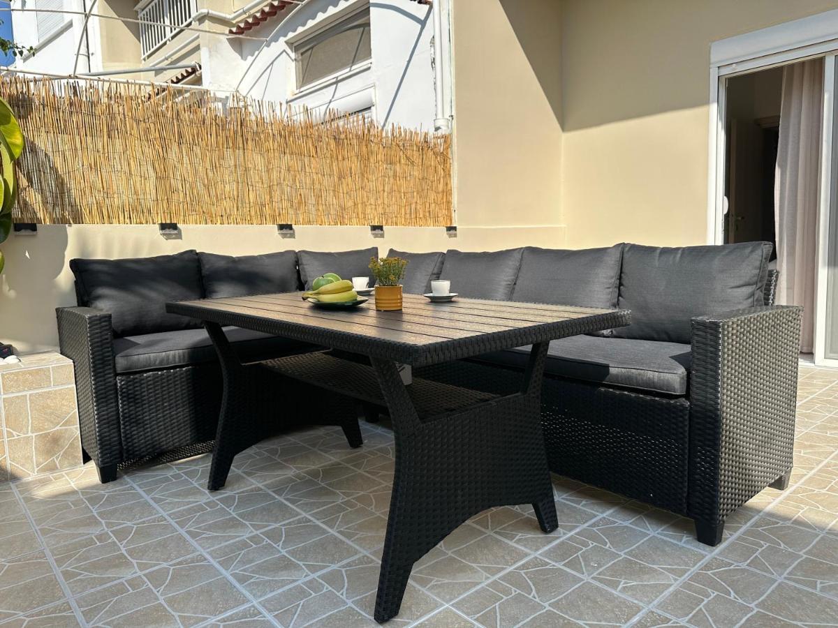 Seaside Deluxe Apartment Ialysos  Ngoại thất bức ảnh