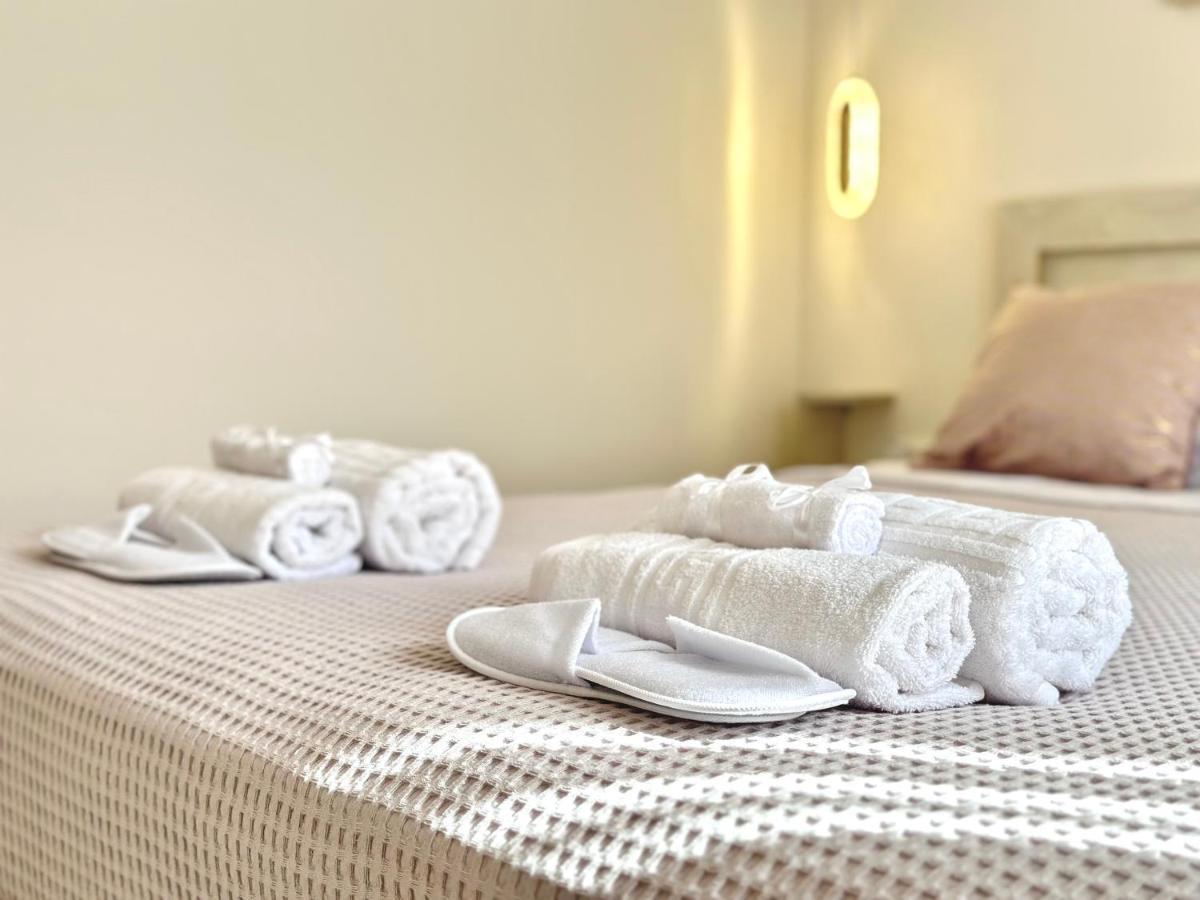 Seaside Deluxe Apartment Ialysos  Ngoại thất bức ảnh
