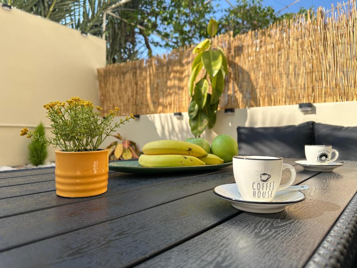 Seaside Deluxe Apartment Ialysos  Ngoại thất bức ảnh