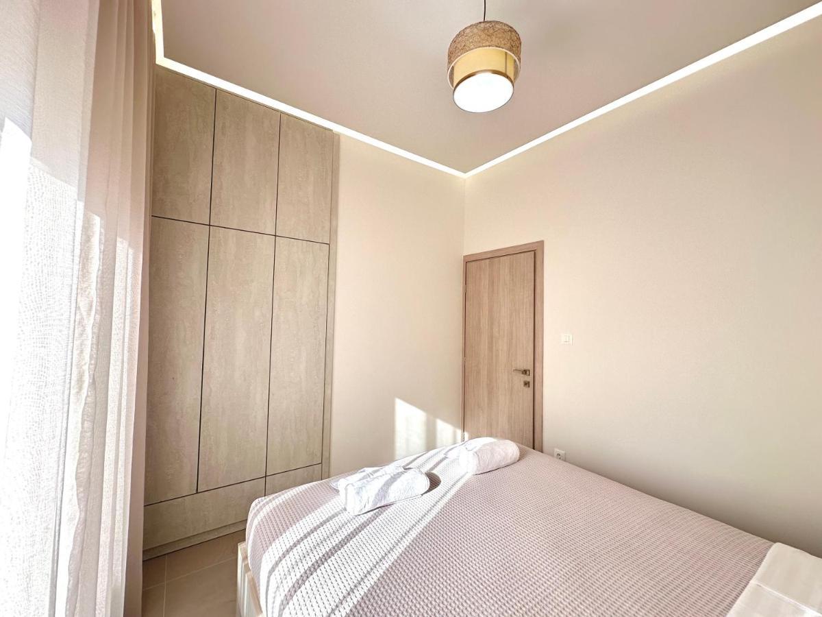 Seaside Deluxe Apartment Ialysos  Ngoại thất bức ảnh