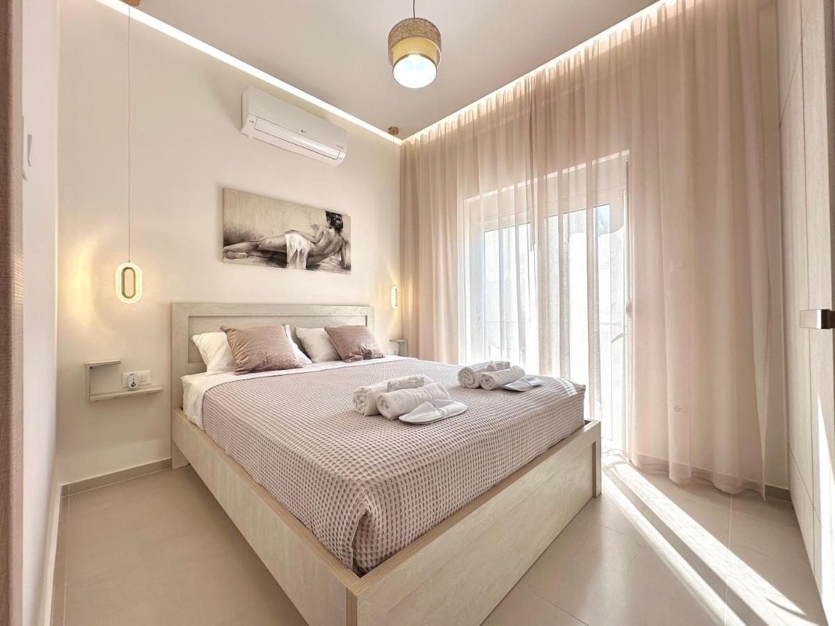 Seaside Deluxe Apartment Ialysos  Ngoại thất bức ảnh