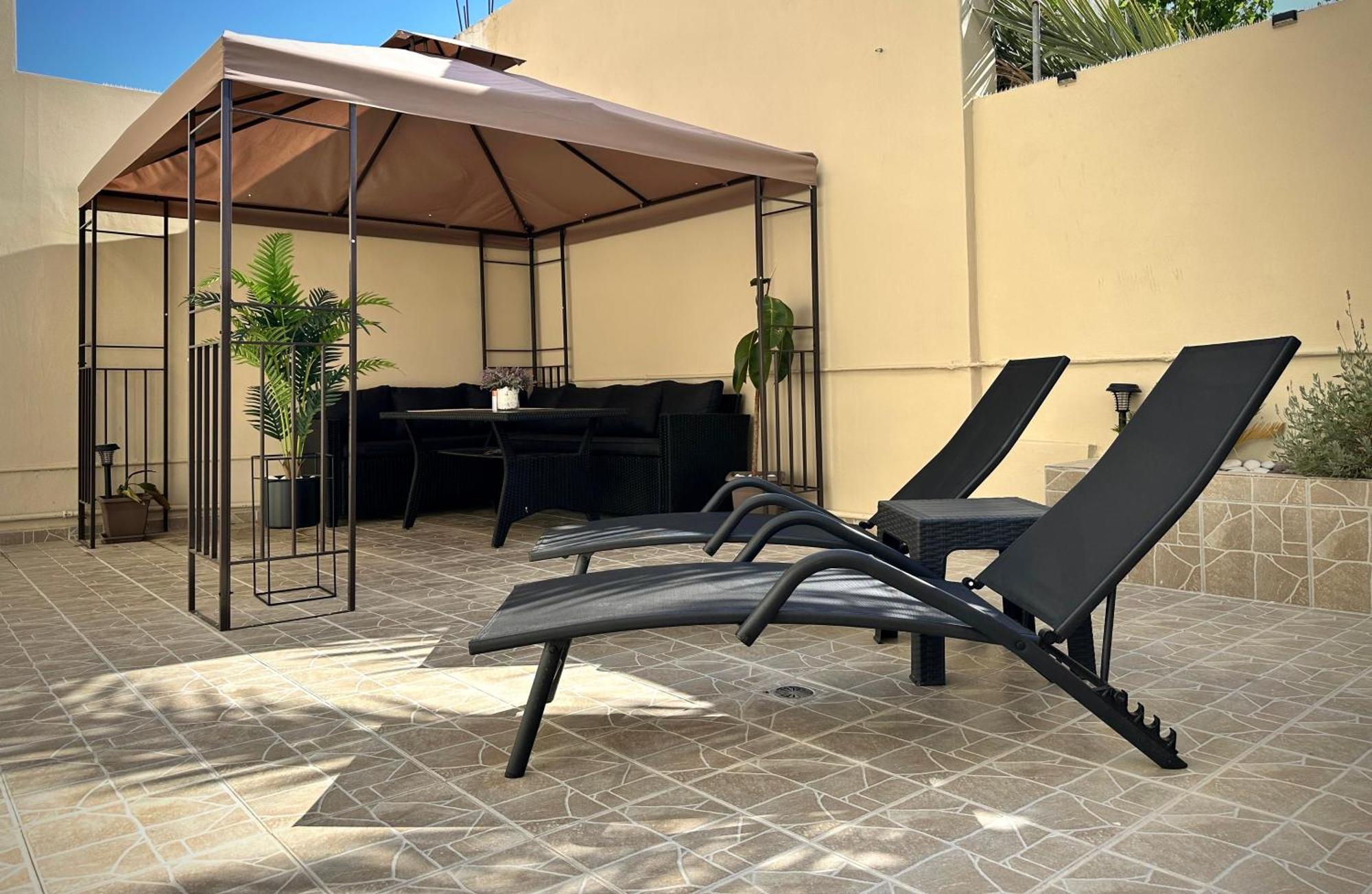 Seaside Deluxe Apartment Ialysos  Ngoại thất bức ảnh